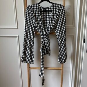 Nobody’s Child Poplin Bell Sleeve Wrap Shirt - Black & White - Size 12 - NWOT